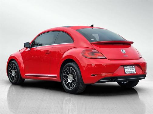2019 Volkswagen Beetle 2.0T SE