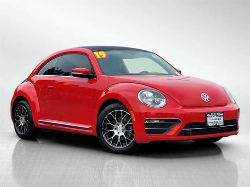 2019 Volkswagen Beetle 2.0T SE