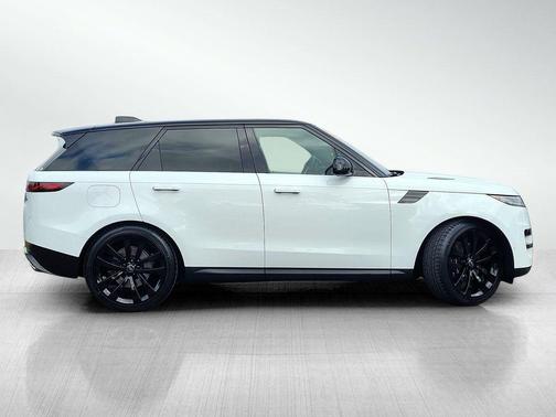 2023 Land Rover Range Rover Sport SE