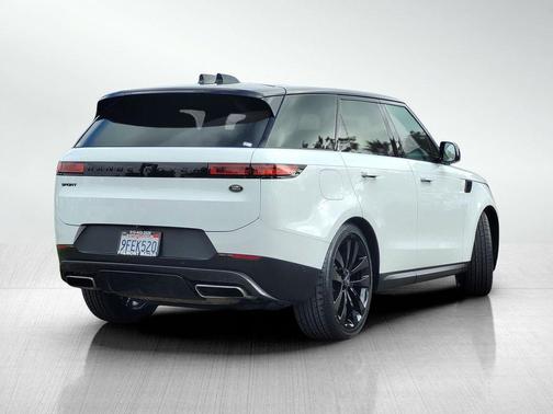 2023 Land Rover Range Rover Sport SE