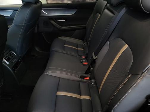 2025 Mazda CX-70 PHEV Premium Plus Package