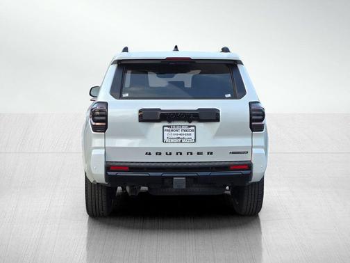 2026 Toyota 4Runner Hybrid Platinum