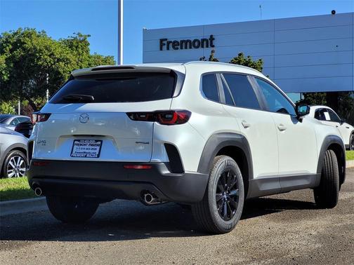 2025 Mazda CX-50 2.5 S Preferred Package