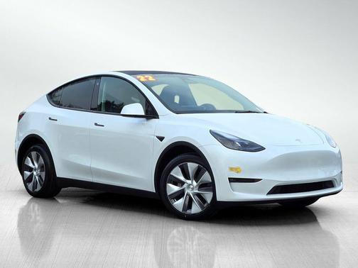 2022 Tesla Model Y Long Range Dual Motor All-Wheel Drive