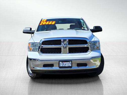 2019 RAM 1500 SLT