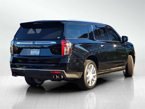 2023 Chevrolet Suburban 4WD High Country