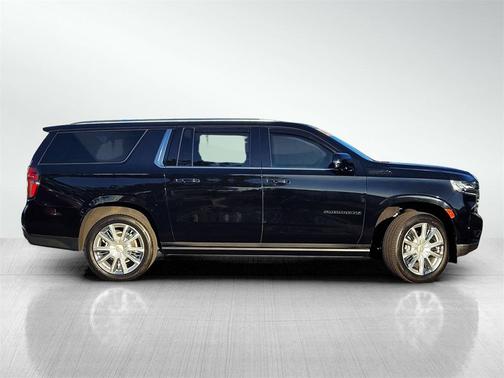 2023 Chevrolet Suburban 4WD High Country