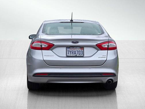 INGOT SILVER METALLIC 2016 Ford Fusion Hybrid SE