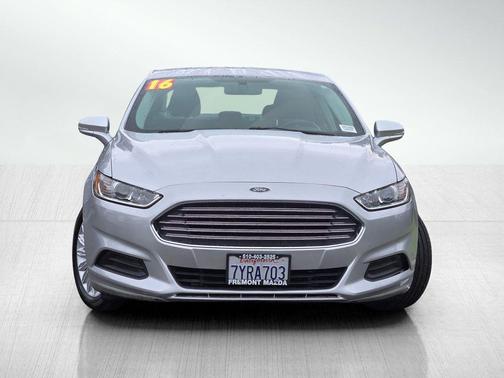 INGOT SILVER METALLIC 2016 Ford Fusion Hybrid SE