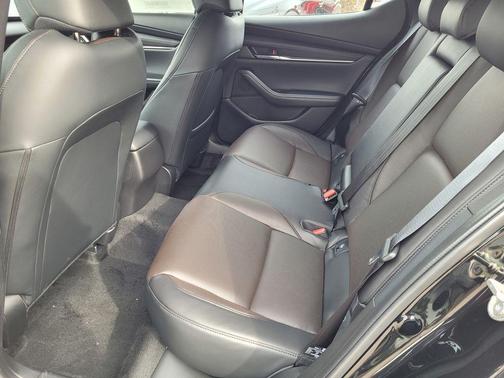 2026 Mazda Mazda3 FWD w/Premium Package