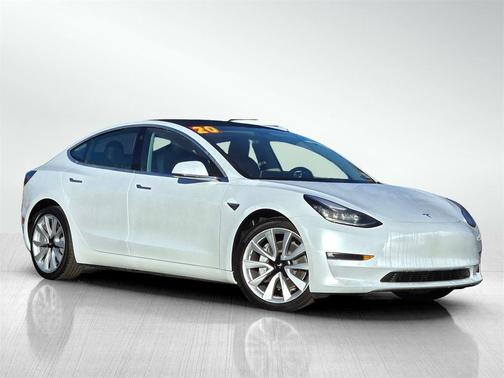 2020 Tesla Model 3 Standard Range Plus