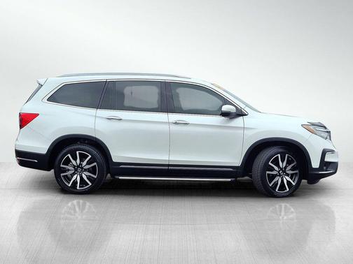 2021 Honda Pilot Touring 8-Passenger
