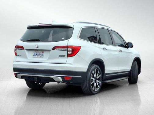 2021 Honda Pilot Touring 8-Passenger