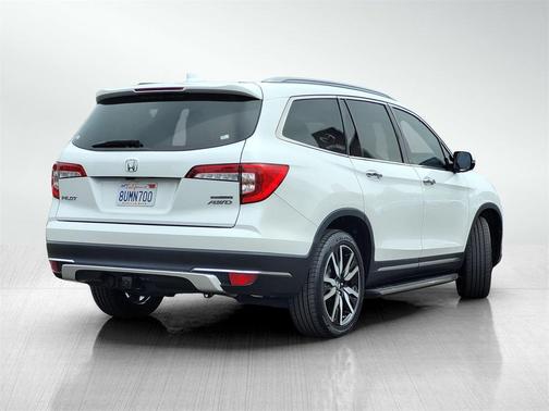 2021 Honda Pilot Touring 8-Passenger