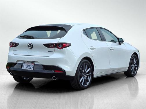 2025 Mazda Mazda3 FWD w/Preferred Package