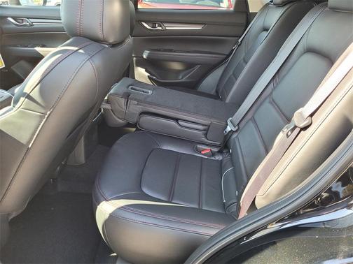 2025 Mazda CX-5 Carbon Edition