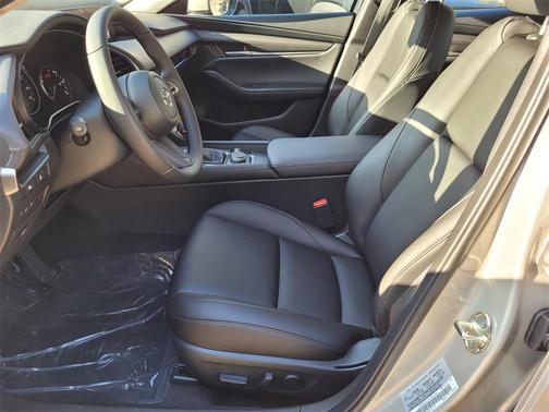 2026 Mazda Mazda3 FWD w/Preferred Package