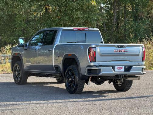 Sterling 2026 GMC Sierra 2500 AT4
