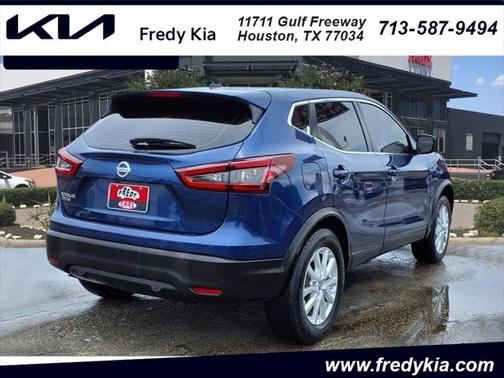 2021 Nissan Rogue Sport S