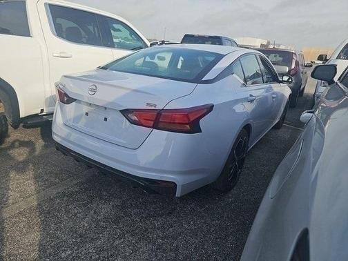 2023 Nissan Altima SR FWD