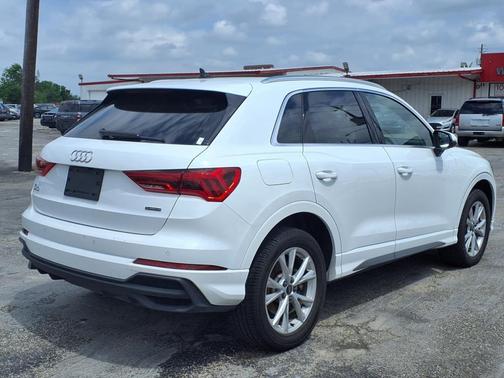 2023 Audi Q3 Premium 45 TFSI S line quattro Tiptronic