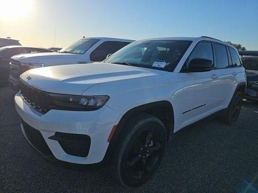 2023 Jeep Grand Cherokee Altitude