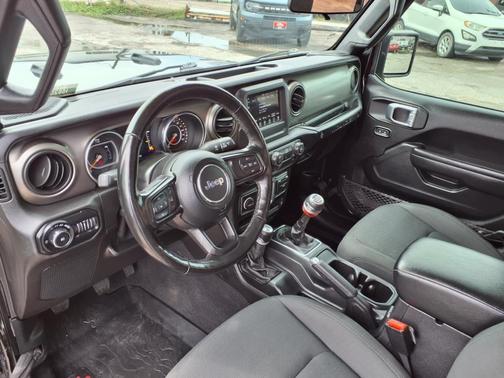 2021 Jeep Wrangler Sport S