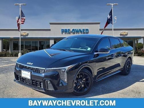 2025 Kia K4 GT-Line Turbo