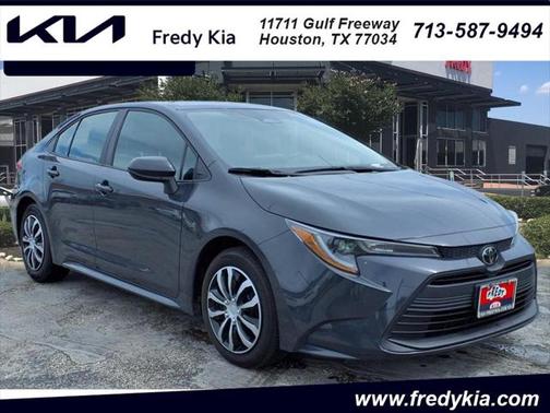 2024 Toyota Corolla LE