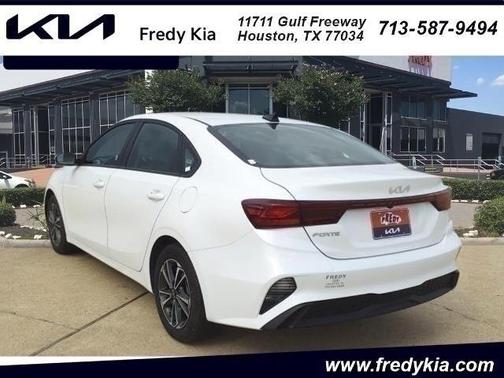 2022 Kia Forte LXS
