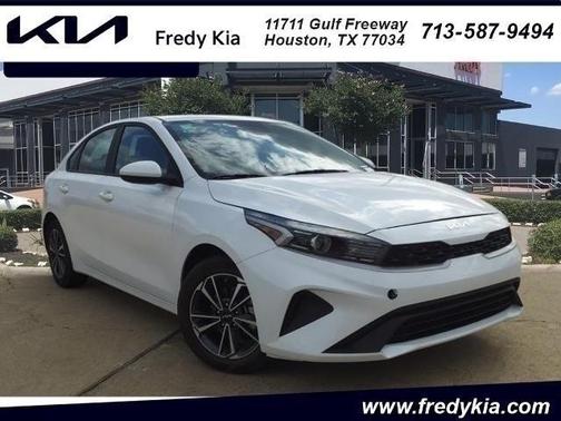 2022 Kia Forte LXS