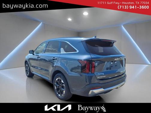 2025 Kia Sorento S