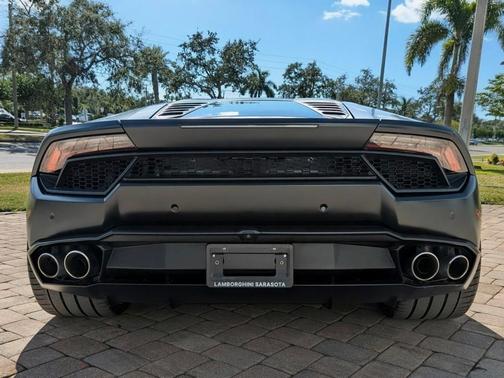 2017 Lamborghini Huracan LP580-2