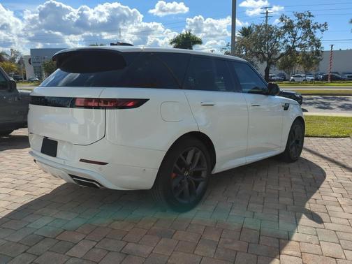 2024 Land Rover Range Rover Sport Dynamic SE
