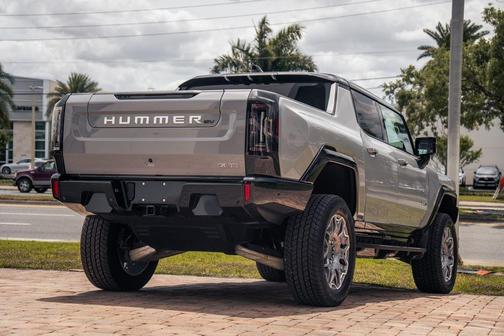 Meteorite Metallic 2025 GMC HUMMER EV Pickup 3X