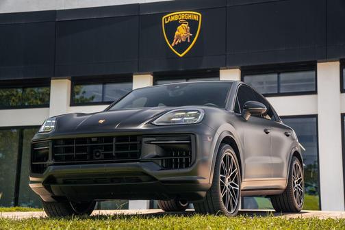 Arctic Grey 2024 Porsche Cayenne S Coupe AWD