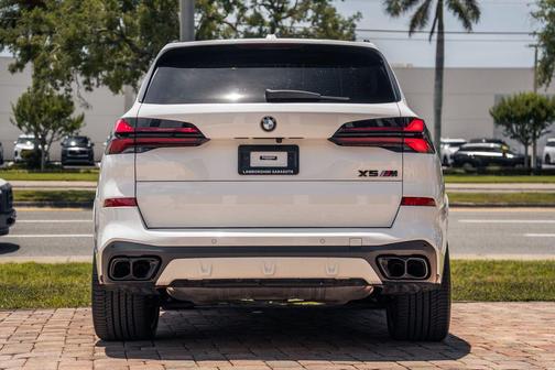 Alpine White 2024 BMW X5 M60i