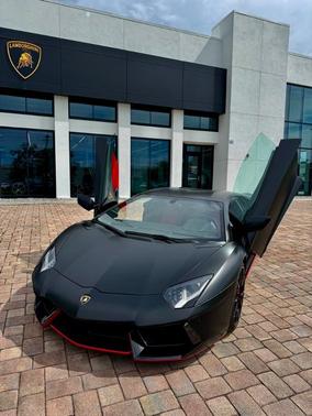2015 Lamborghini Aventador LP700-4
