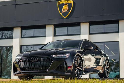 Sebring Black Crystal Effect 2022 Audi RS 7 4.0T quattro