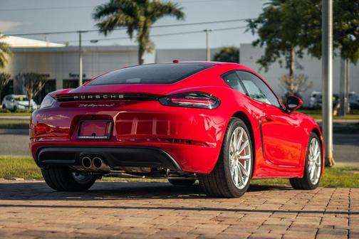 2024 Porsche 718 Cayman S