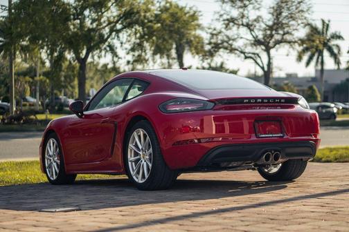 2024 Porsche 718 Cayman S