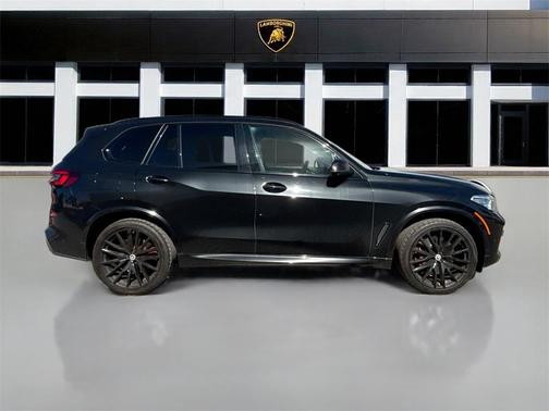 2023 BMW X5 M50i