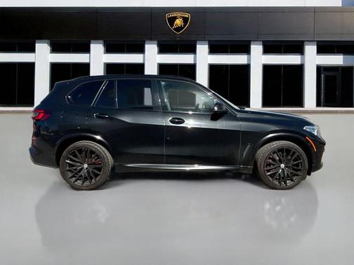 2023 BMW X5 M50i
