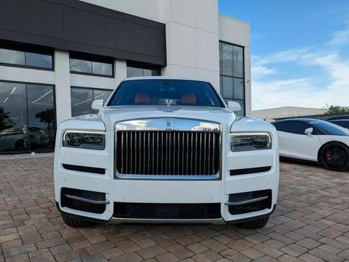 2021 Rolls-Royce Cullinan Base