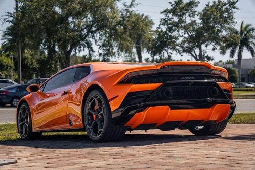Arancio Borealis Pearl 2021 Lamborghini Huracan EVO Base