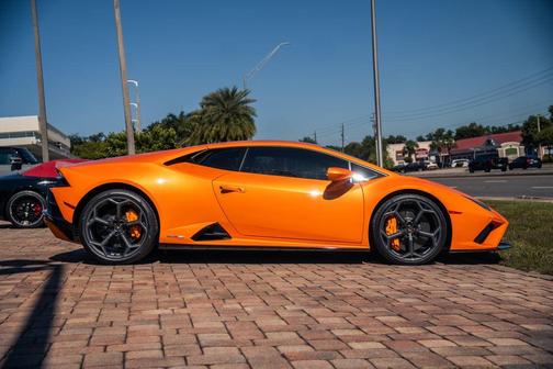 Arancio Borealis Pearl 2021 Lamborghini Huracan EVO Base