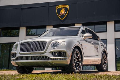 Silver 2017 Bentley Bentayga W12