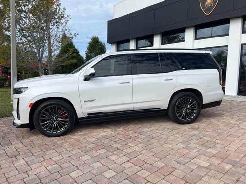 2023 Cadillac Escalade V-Series