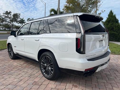 2023 Cadillac Escalade V-Series