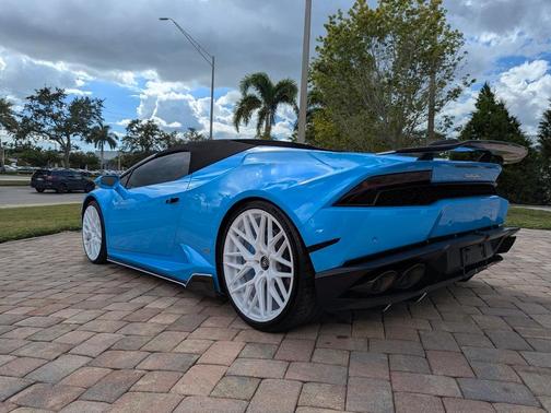 2017 Lamborghini Huracan LP610-4S